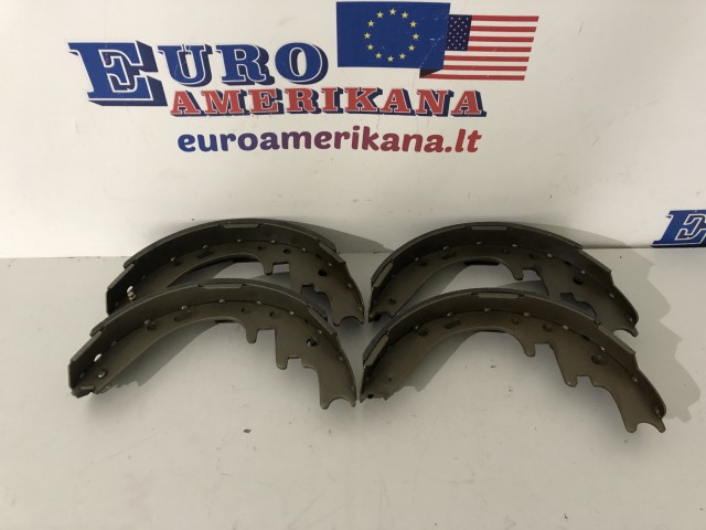Brake Shoe Set